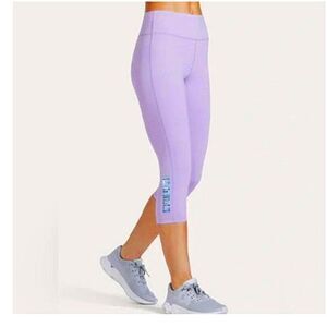 Peloton Women's Purple Mid Rise Capri Legging Size Small
